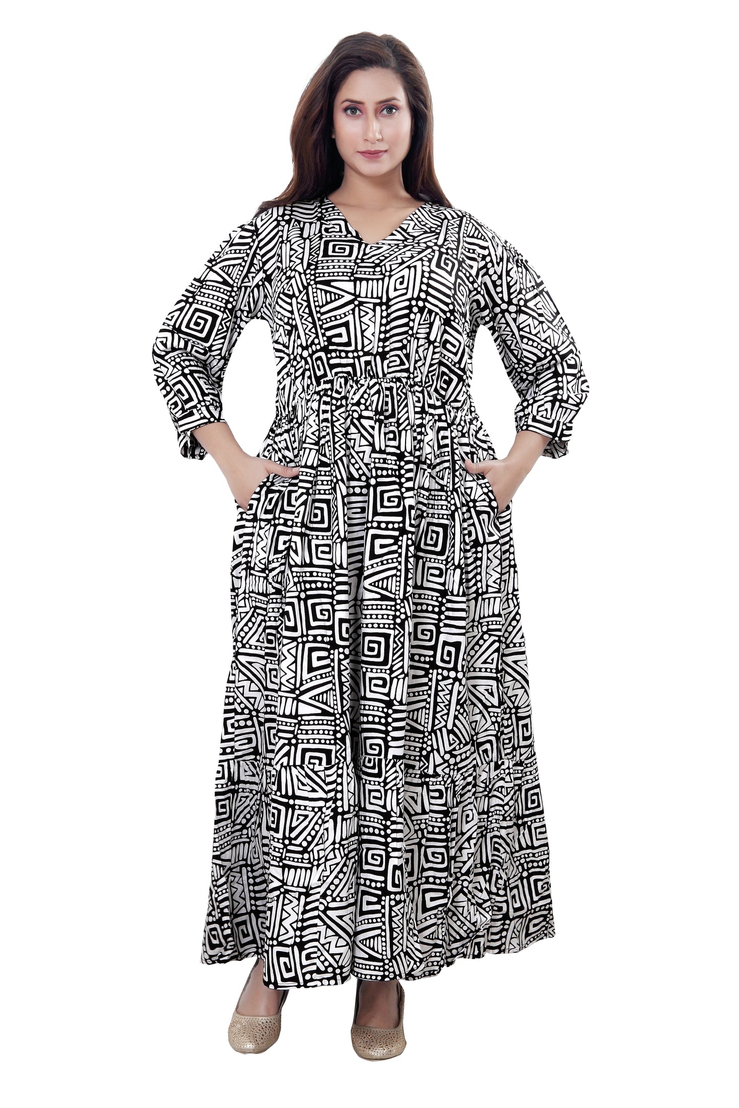 White & Black Women's African Print Full Flare V-Neck Dress - One Size Fits Most